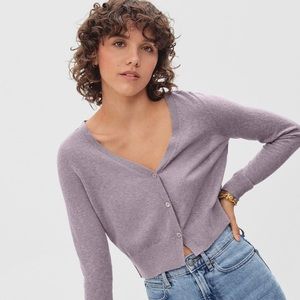 NWT xxs Everlane Featherweight alpaca cardigan in color shown on model